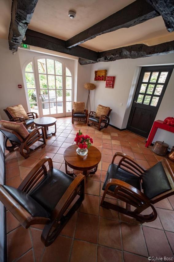 Chateau De Longcol Hotel La Fouillade ภายนอก รูปภาพ