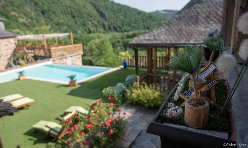 Chateau De Longcol Hotel La Fouillade ภายนอก รูปภาพ